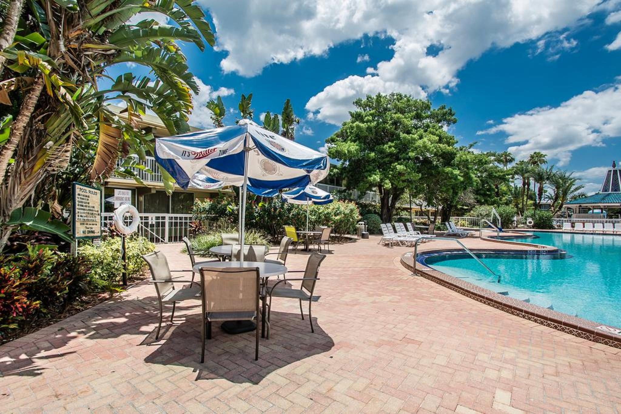 Quality Inn & Conference Center Tampa Exterior photo